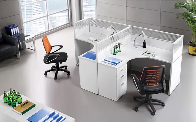 灵活多变的员工办公桌椅搭配艺术
