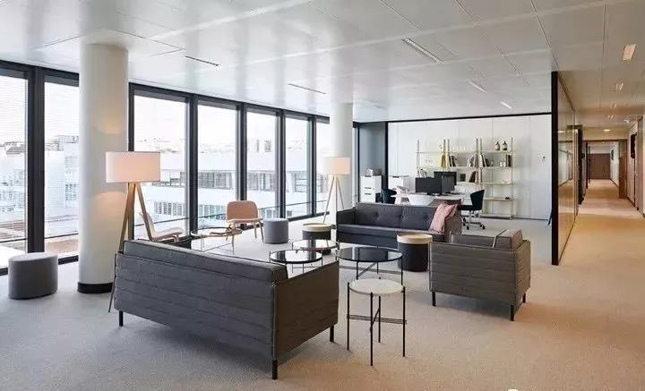 现代办公室家具设计 用简洁演绎企业文化